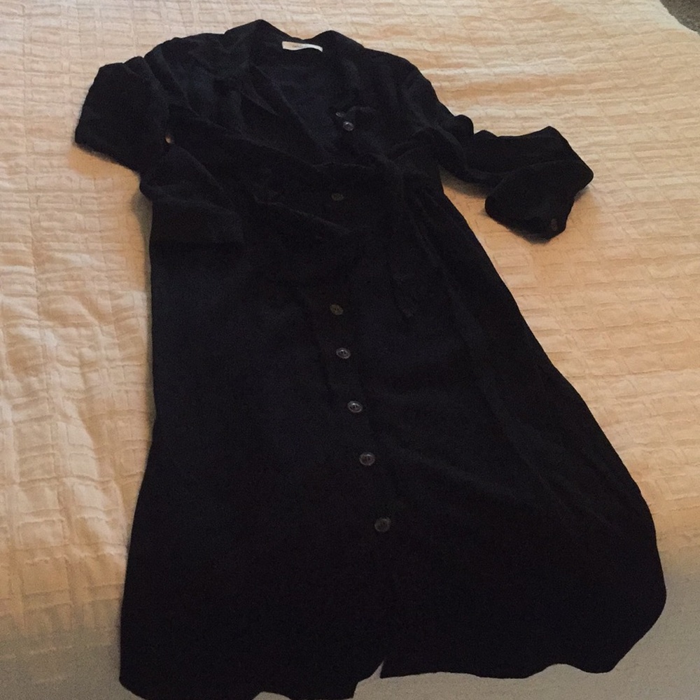 Carly Jean Los Angeles Button down dress